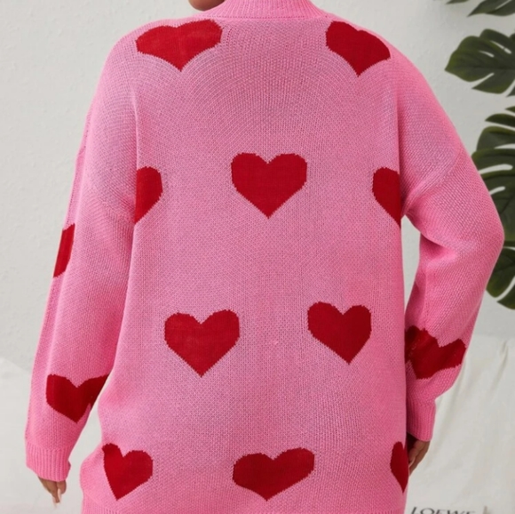 SHEIN Plus heart pattern pink with red ♥️ heart pattern cardigan duster. - Picture 10 of 17
